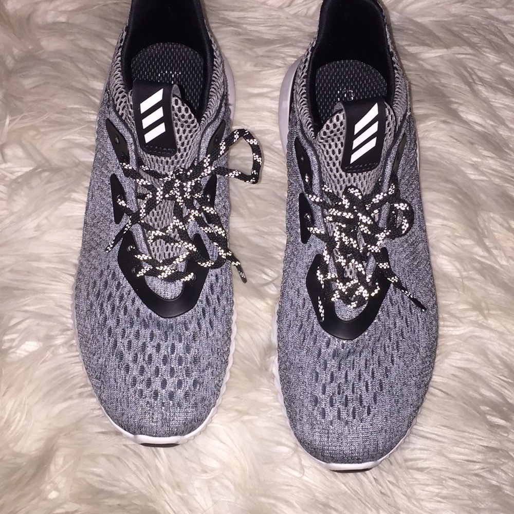 Adidas Alpha Bounce